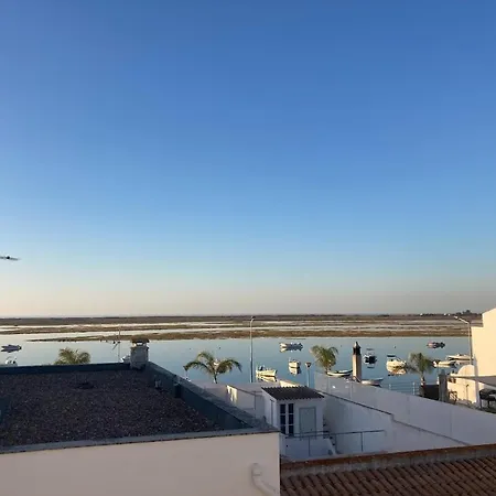 Living Luzia Nyaraló