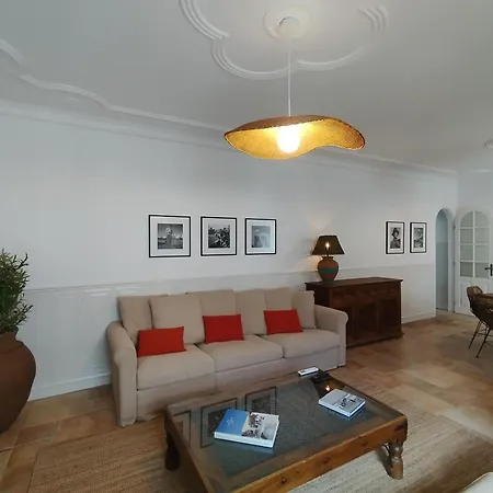 Living Luzia Nyaraló Santa Luzia